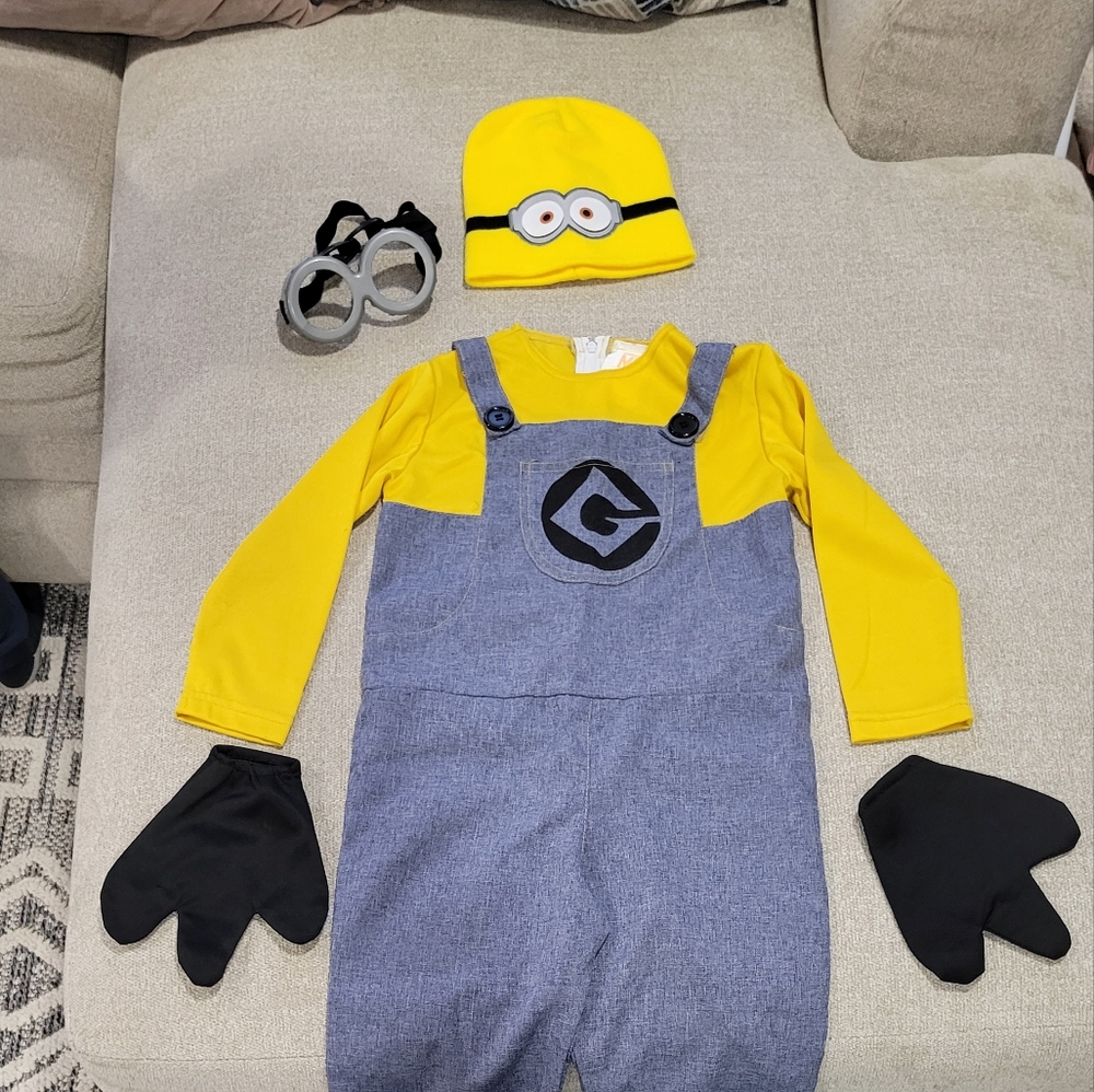 SOLD! Toddler Minion costume
